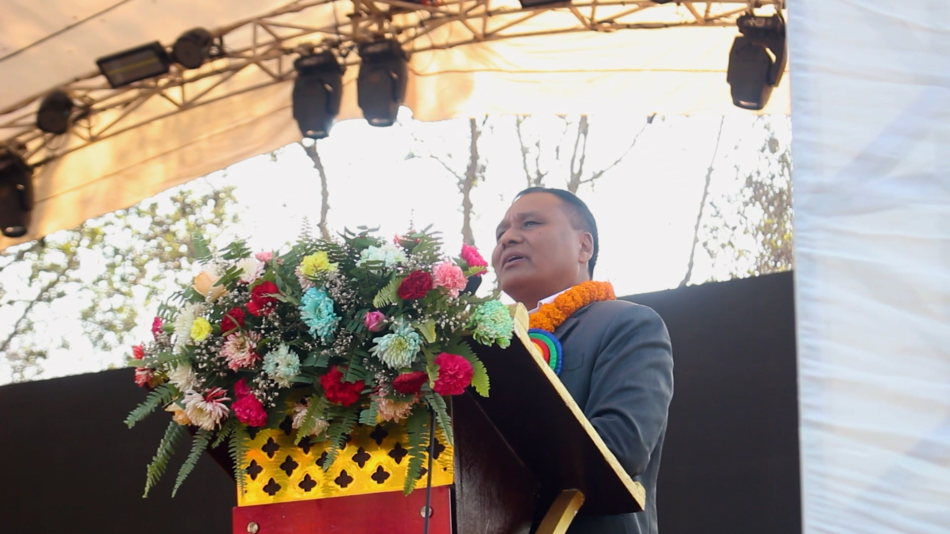 पोखरा पुगेर कुलमान घिसिङले भने, 'धेरै दिन नसकेपनि आशा जगाउने गरी काम गरेका छौ'